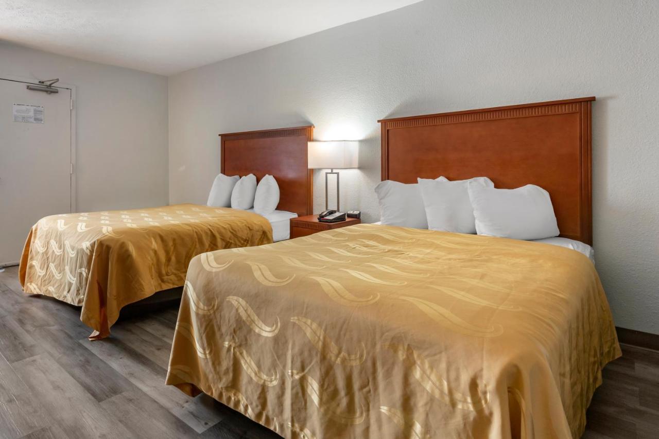 Quality Inn Fayetteville Near Fort Bragg Ngoại thất bức ảnh