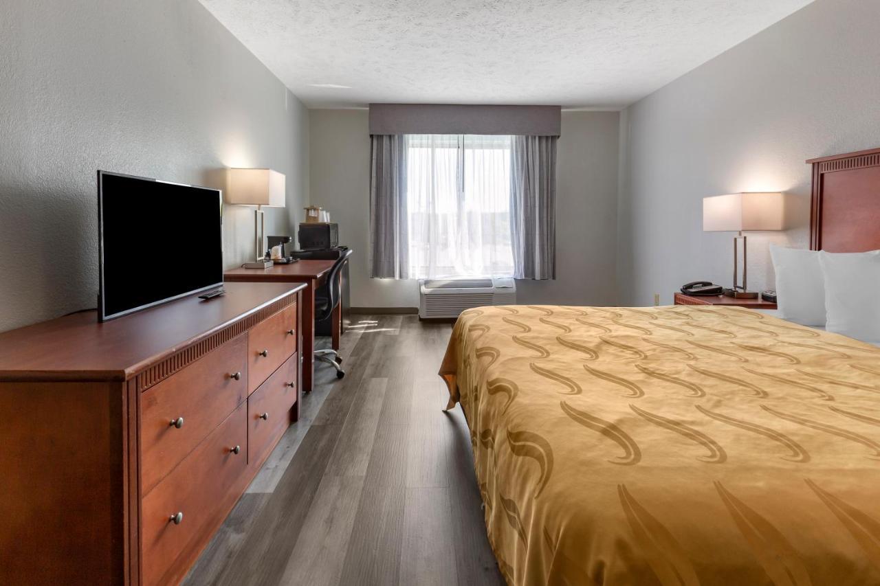Quality Inn Fayetteville Near Fort Bragg Ngoại thất bức ảnh