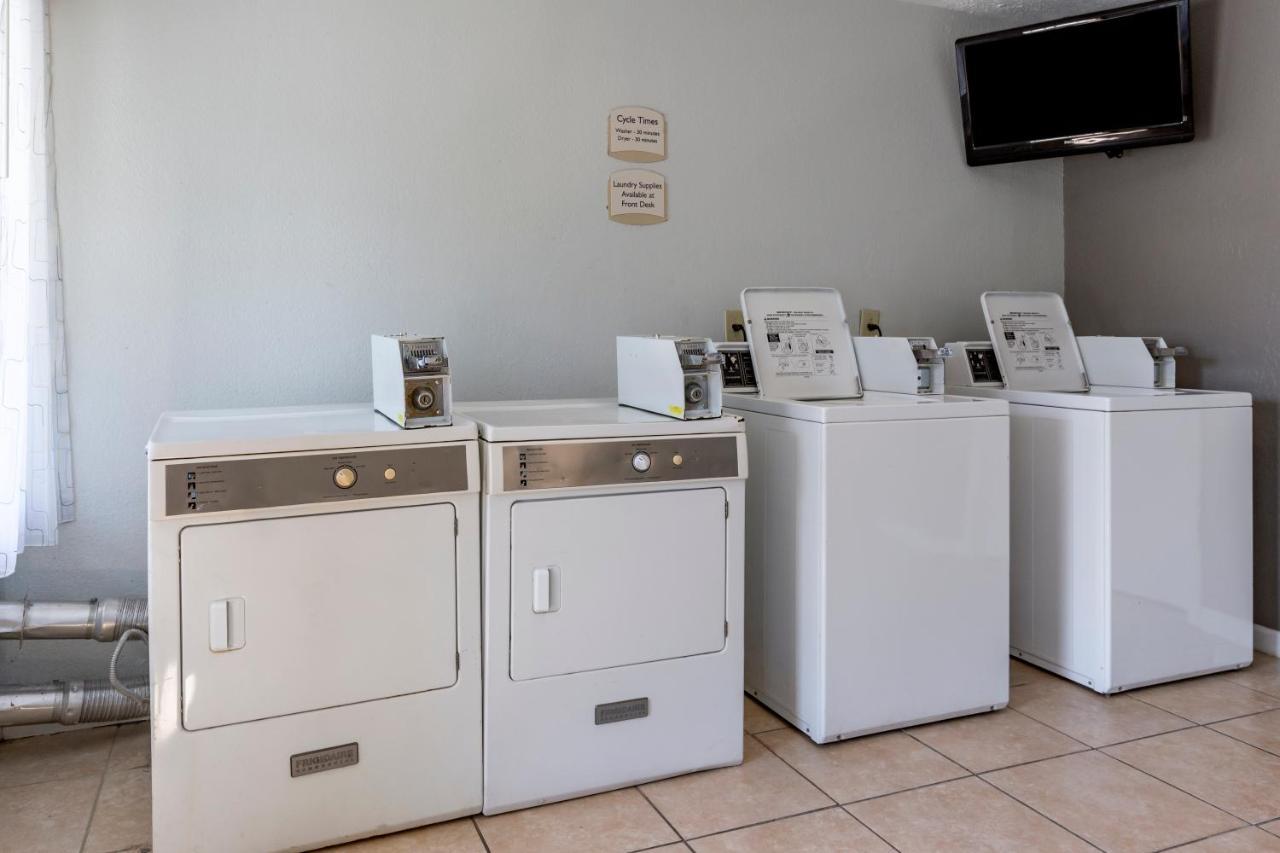 Quality Inn Fayetteville Near Fort Bragg Ngoại thất bức ảnh