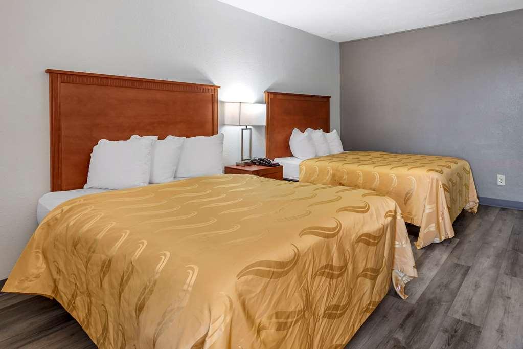 Quality Inn Fayetteville Near Fort Bragg Phòng bức ảnh