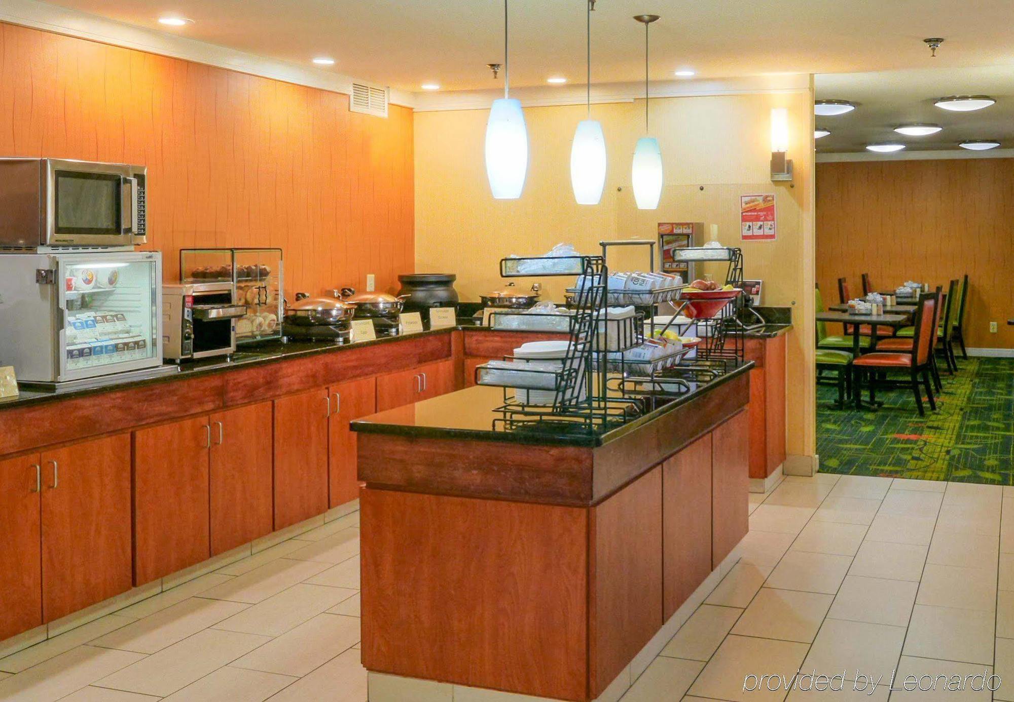 Quality Inn Fayetteville Near Fort Bragg Ngoại thất bức ảnh
