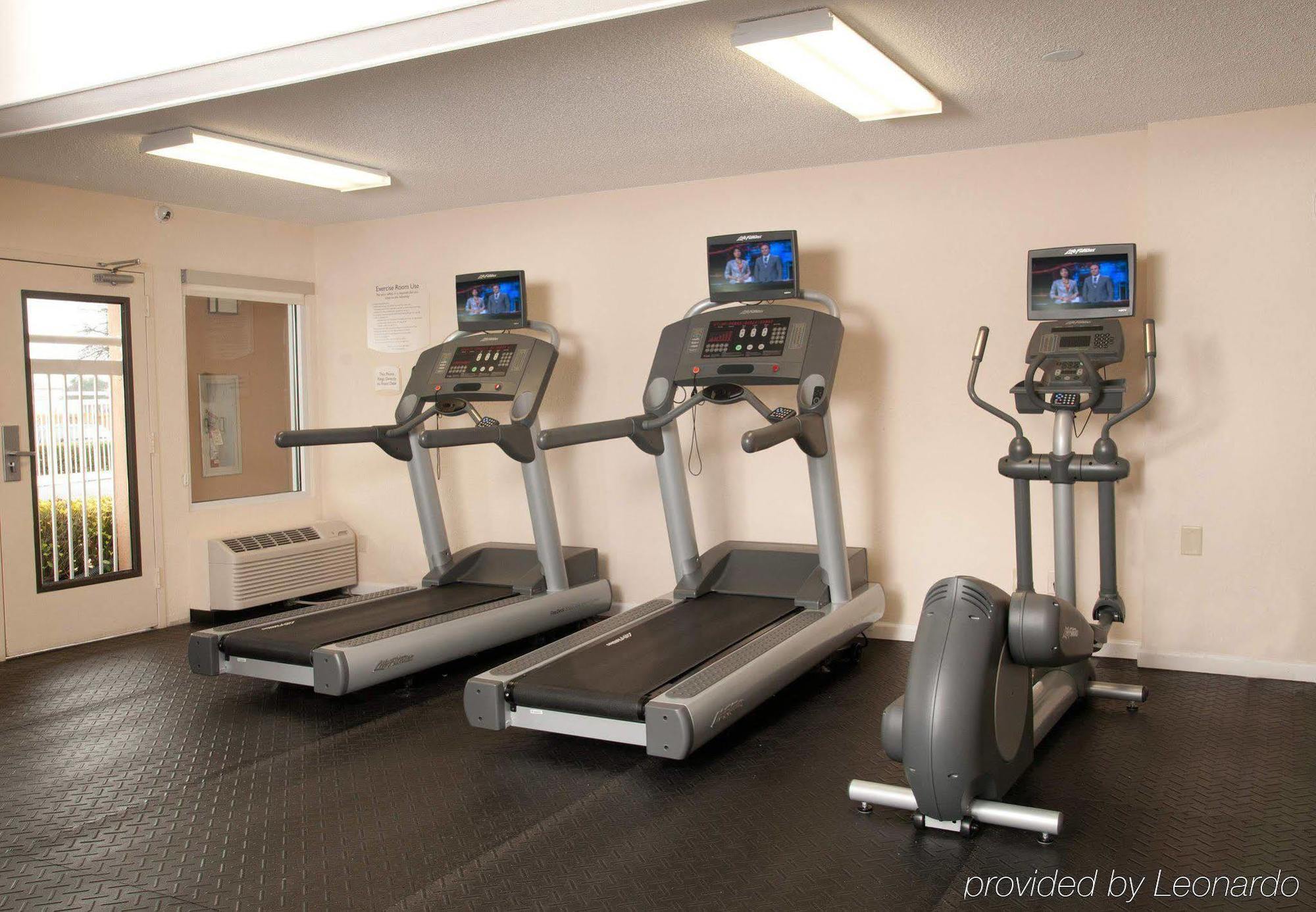 Quality Inn Fayetteville Near Fort Bragg Ngoại thất bức ảnh